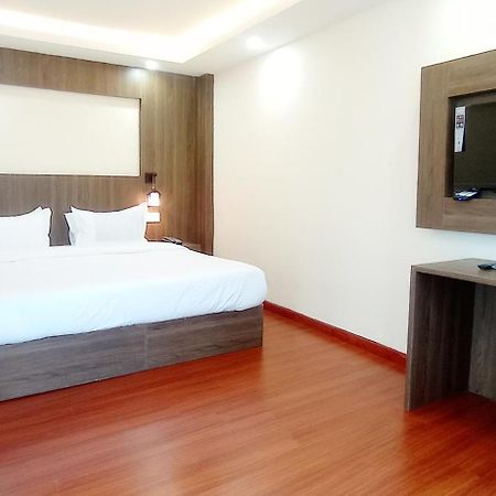Hotel Aerolink Kathmandu Exterior photo